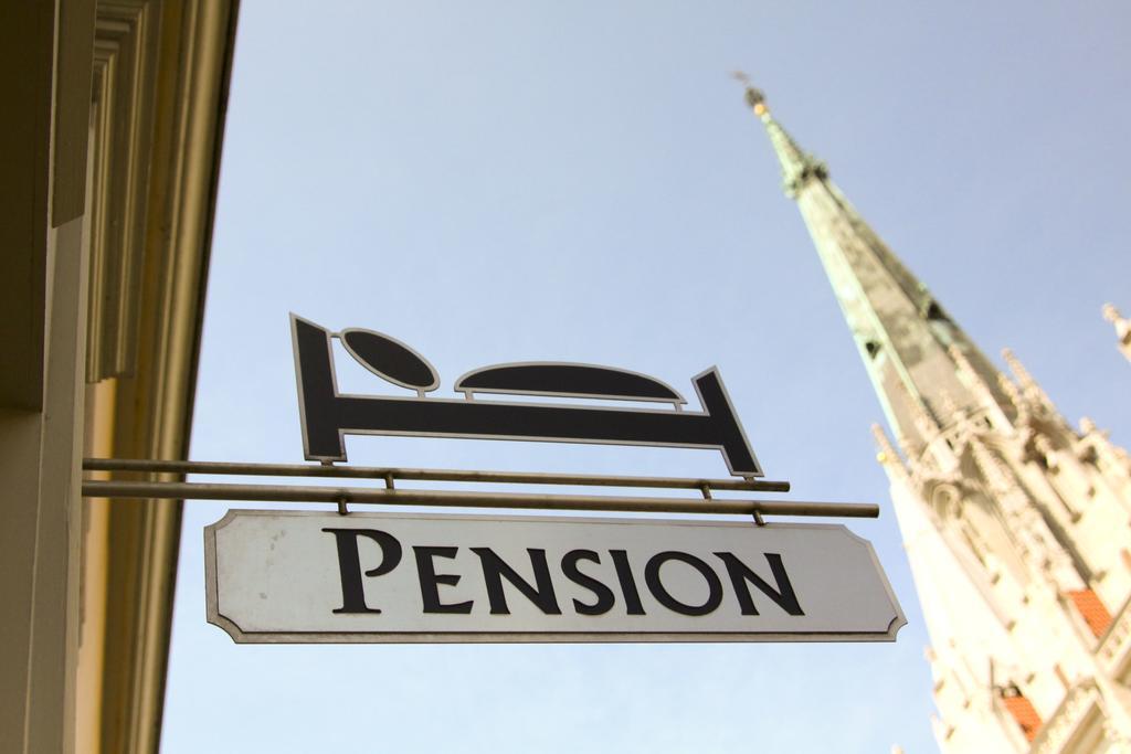 Pension Bei Der Marienkirche Mühlhausen Extérieur photo